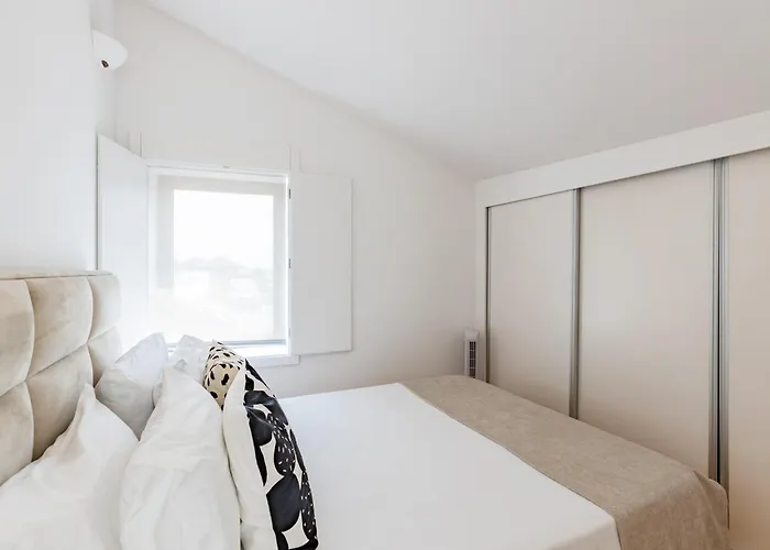 Lejlighed A Window To - Pestana Charming Flat *