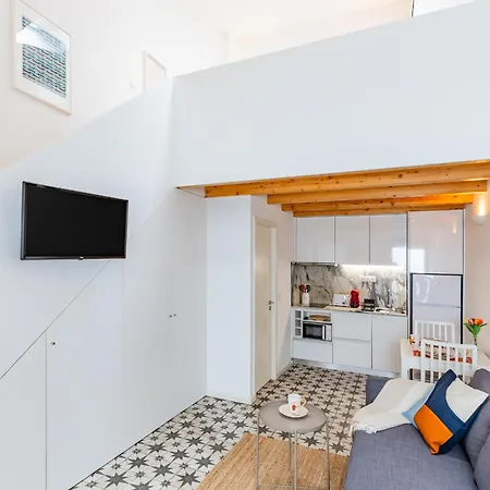 A Window To - Pestana Charming Flat Apartment *