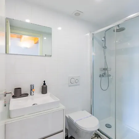 Apartment A Window To - Pestana Charming Flat Porto