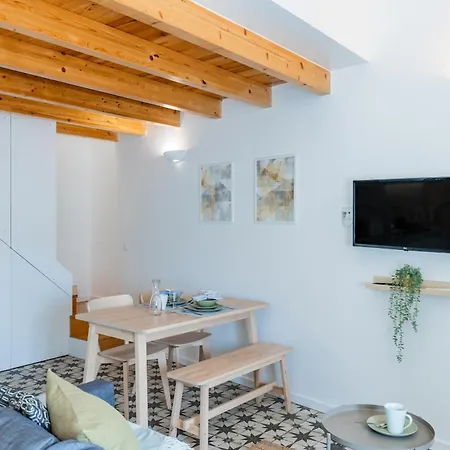 아파트 A Window To - Estudios Pestana