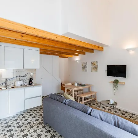 Apartment A Window To - Pestana Charming Flat Porto