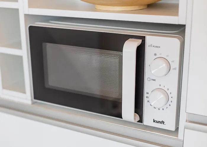 A Window To - Pestana Charming Flat * Porto