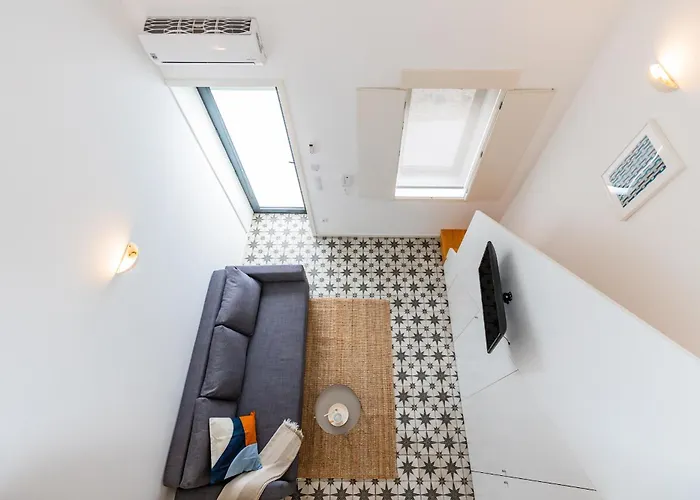 A Window To - Pestana Charming Flat * Oporto